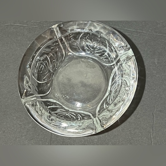 Vintage Glass Ashtray KIG Indonesia Pressed Etched Glass Rose Pattern Lot of 2 - Picture 6 of 14